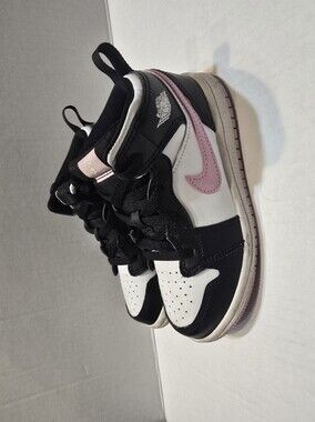 Nike Kids Black, White & Pink High-Top Sneakers